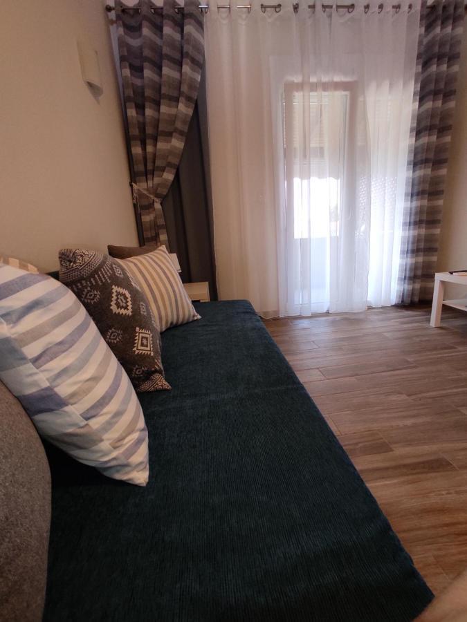 Royals Apartments Никити Экстерьер фото